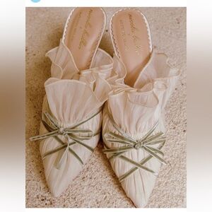 Nicola Bathie x Antonio Melani Sophia chiffon velvet bow dress mules - Sz 8